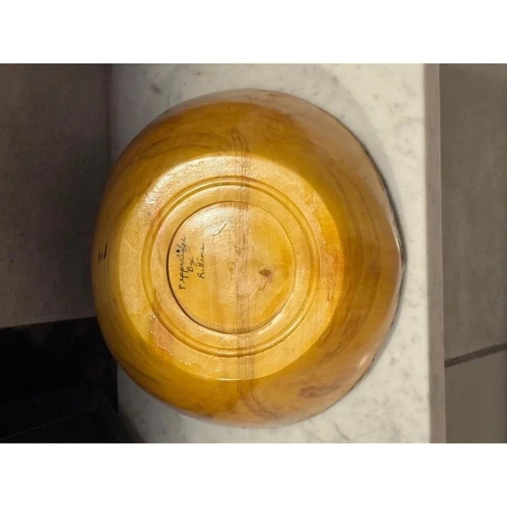 Vintage Pepperidge Wooden Bowl Live Edge‎ Hand Turned Signed By R. Hittine